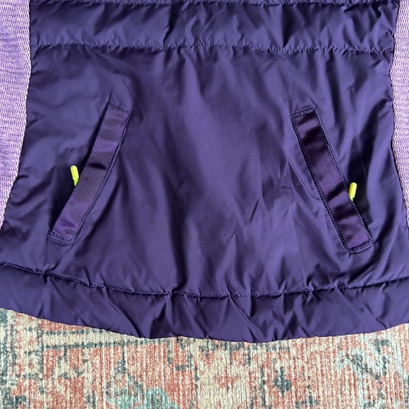 Girls Ivivva Athletica Jacket  (Lulu Lemon Youth Line) - Picture 3 of 6